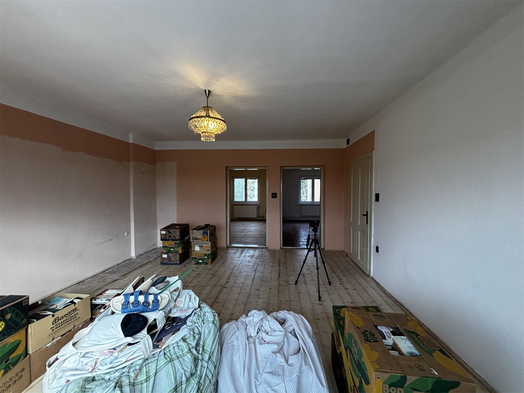 Byt 5+1 před výmalbou
